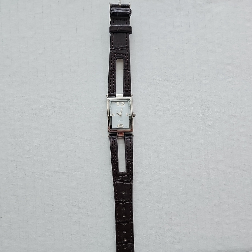 Elegant Black Leather Strap Watch